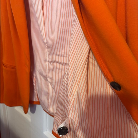 JCPenney Orange Blazer with Notched Lapels PL - Picture 4 of 4